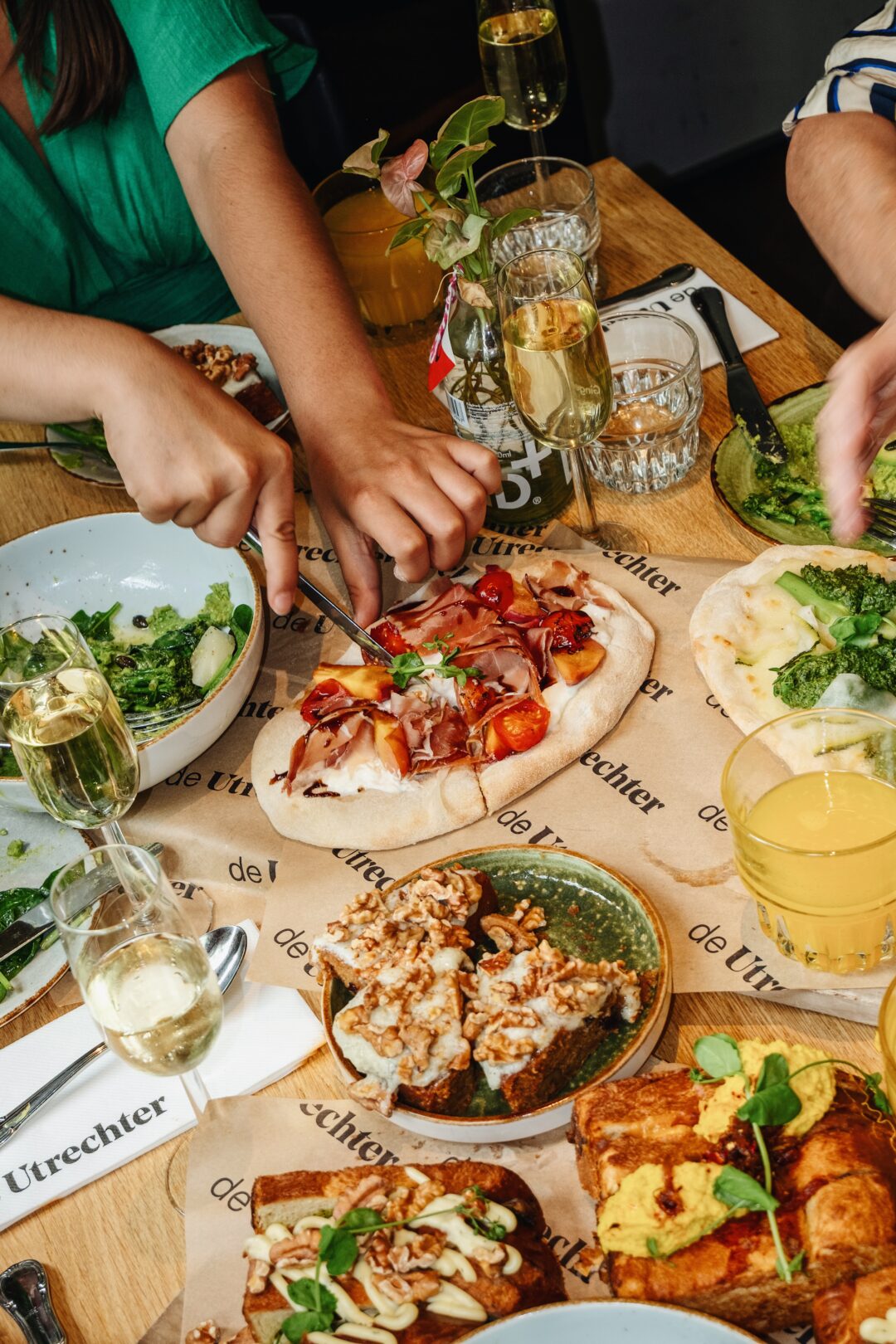 Uitgebreide familielunch bij De Utrechter, brunch, lunch in Utrecht